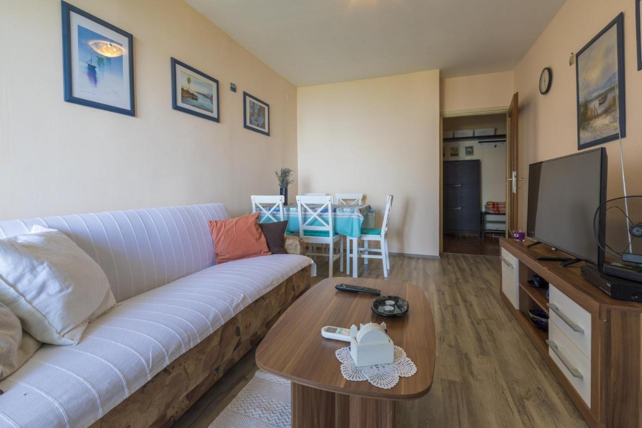 Hrusta Lägenhet Crikvenica Exteriör bild